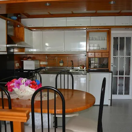 Holiday home Con Jardin Y Piscina *