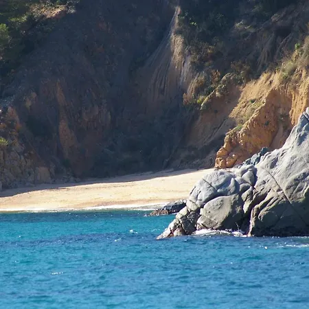 Con Jardin Y Piscina Tossa de Mar